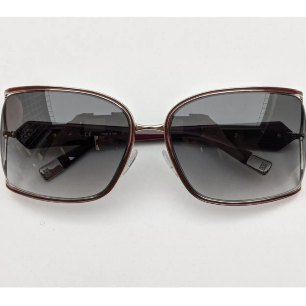 ESCADA | SES752 BURGUNDY OVERSIZE SUNGLASSES - Picture 6 of 10
